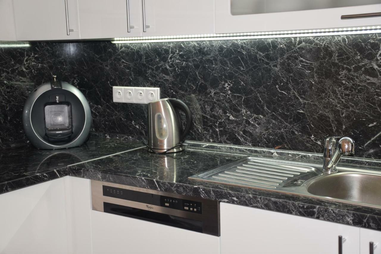 Tiva Downtown Apartments Prague Luaran gambar