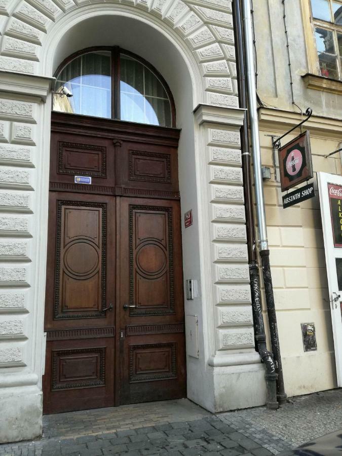Tiva Downtown Apartments Prague Luaran gambar